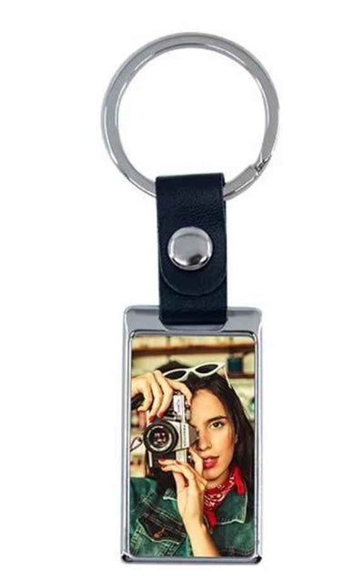 Rectangle metal keyring by Luxe-Custom-Designer